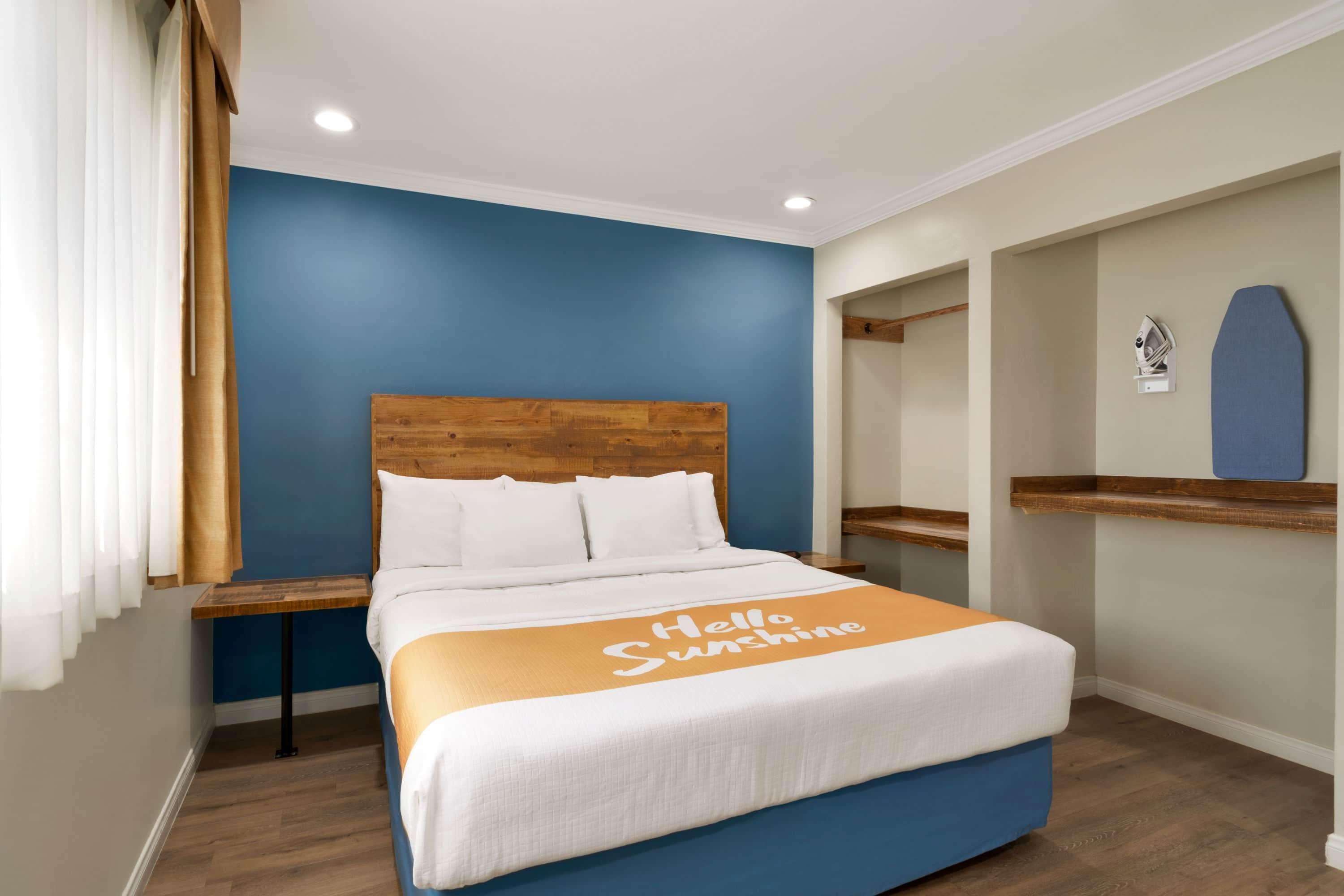 Days Inn & Suites Sdsu - La Mesa - San Diego エクステリア 写真