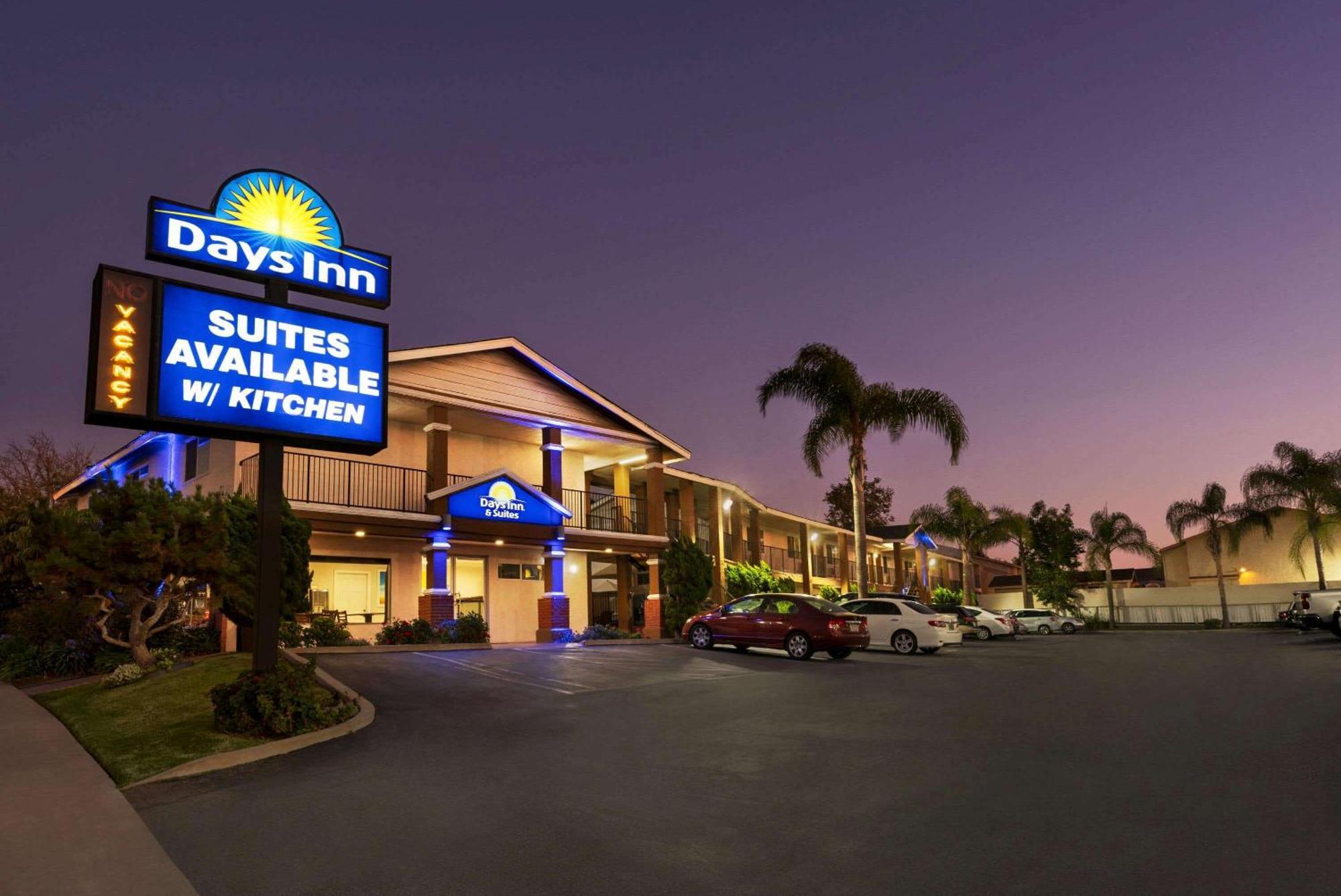 Days Inn & Suites Sdsu - La Mesa - San Diego エクステリア 写真